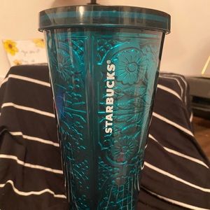 Starbucks rare embossed panel teal green venti cup